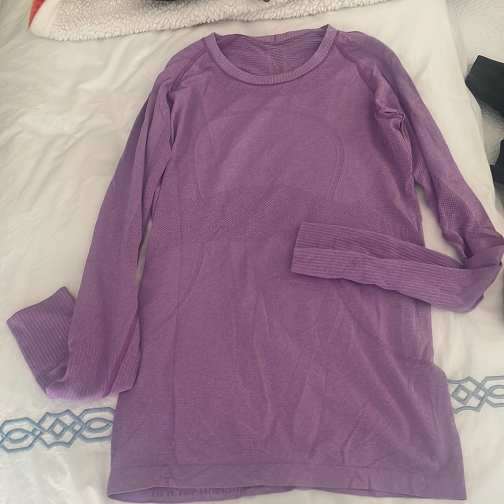 Lululemon long sleeve top